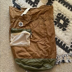 Walker Family Goods Laundry Bag in Honey and Olive